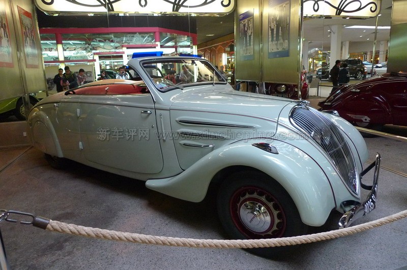 法国标致博物馆深度介绍图库  1934年的401,后缀名为"coupe transform