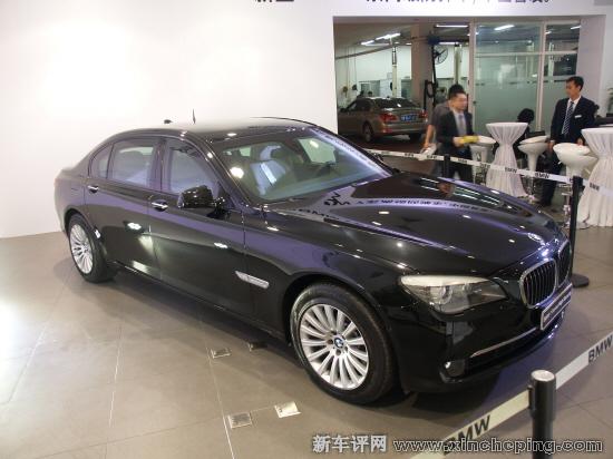 宝马7系防弹车中国首发 首登深圳宝源行
