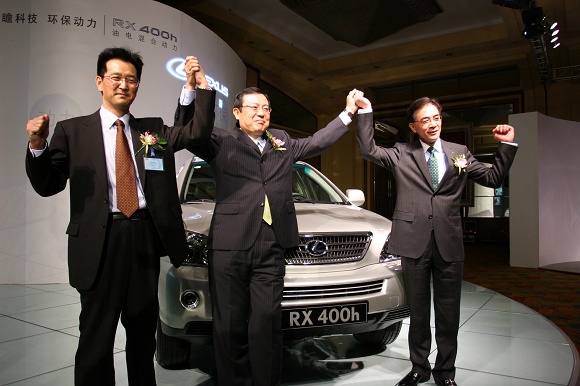 雷克萨斯油电混合动力suv rx400h抢滩中国高清图片