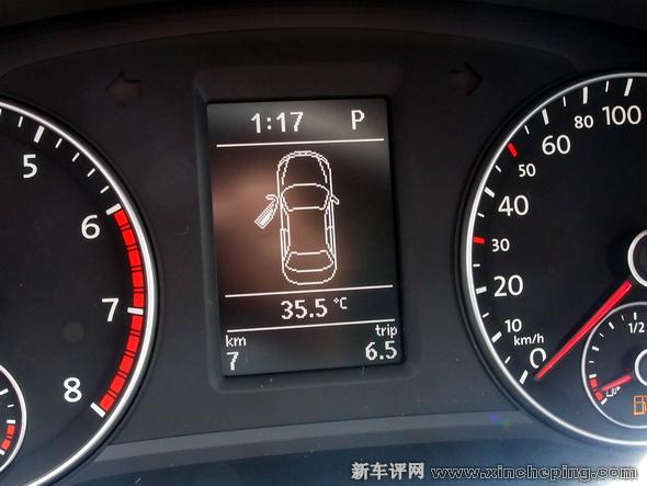【着车看仪表,里程仅为7公里】