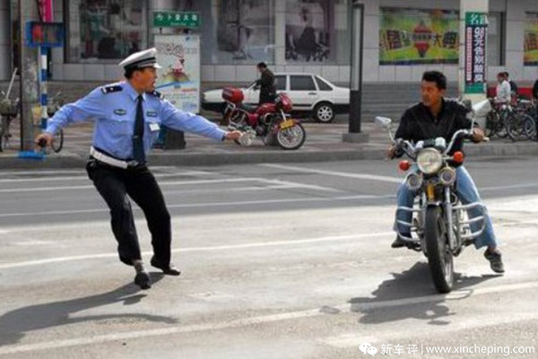 中国交通太危险，皆因路上全是